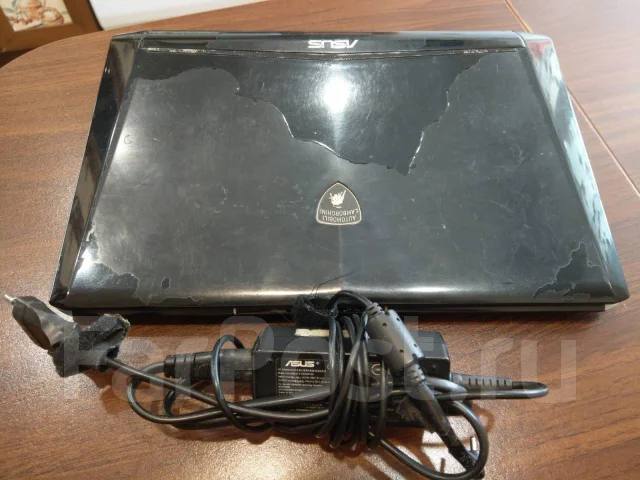 Asus Eee PC VX6 Lamborghini. 11", 1,9����, ��� 4 ��, WiFi: 1, Bluetooth: 1 ����
