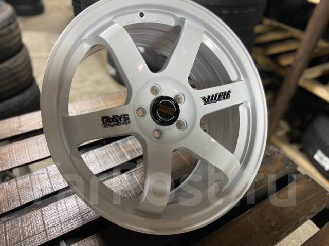 Спортивные литые диски Rays R17, 5*100, 8J, ET35, 17", 1 шт, 5x100, 73 ...