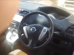 Nissan Serena. ��������, ��������, 2.0 (147��.�.), ������, 172 000����. �� ����