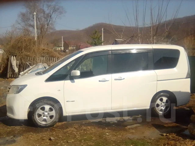 Nissan Serena. ��������, ��������, 2.0 (147��.�.), ������, 172 000����. �� ����