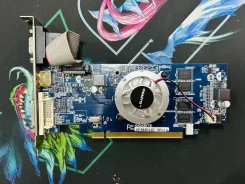 Radeon HD 6450 ����