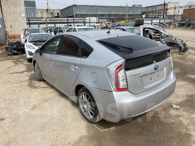 Toyota Prius. ZVW30, 2ZRFXE ����