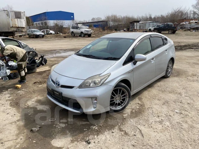 Toyota Prius. ZVW30, 2ZRFXE ����