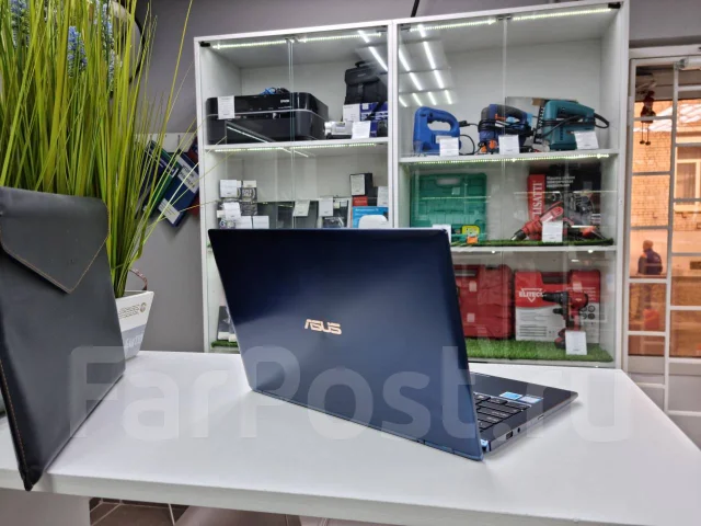 Asus ZenBook Flip 13 ����
