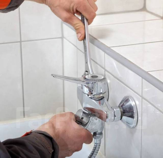 Мастер на час/Сантехник/Электрик/Ремонт в офисе во Владивостоке