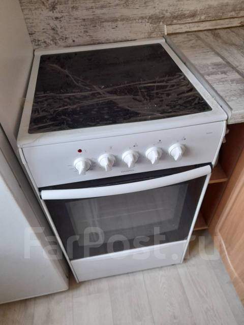 Электрическая плита, б/у, в наличии. Цена: 1 500₽ во Владивостоке