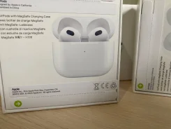 Apple AirPods 3 ����