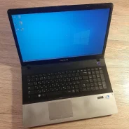 Samsung 300E7Z. 17.3", 2,1����, ��� 8 ��, ���� 740���, WiFi: 1, Bluetooth: 1, ����������� �� 1��. ����