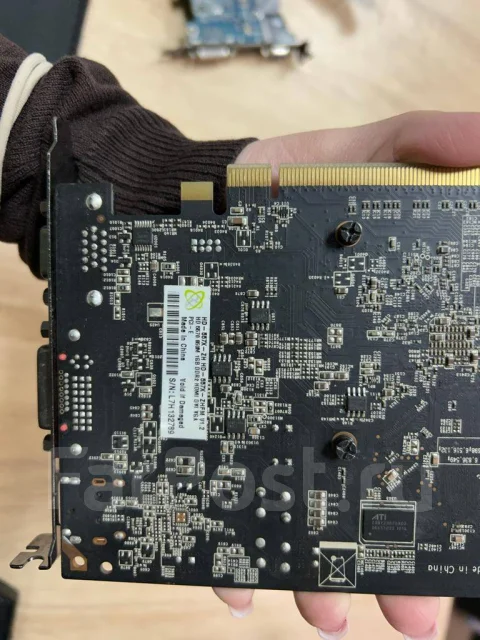 Radeon HD 5570 ����