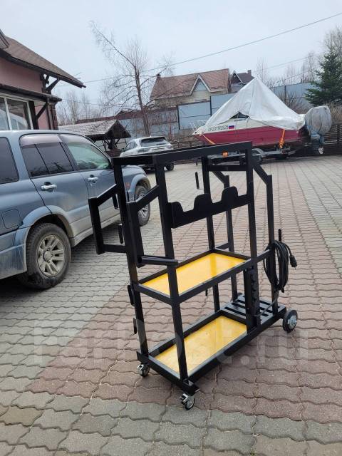Тележка для сварочного аппарата, новый, под заказ. Цена: 15 000₽ в Артеме