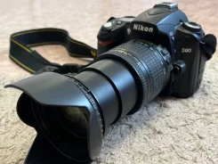 Nikon D90 Kit ����