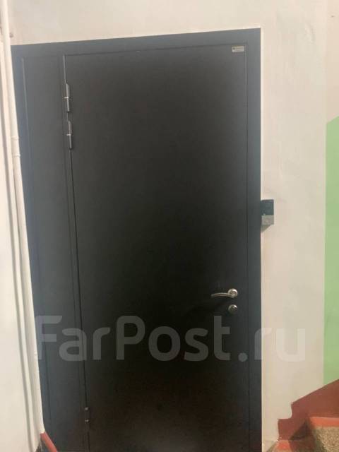 3-���������, ����� ������������ 153. �����������, ���������, 99���.��., 2/8 ���� ����