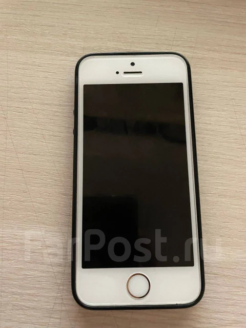 Apple iPhone SE. �/�, 32 ��, �������, 4G LTE ����