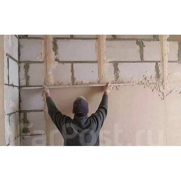 Оштукатуривание стен под маяк, песчаноцементная смесь, 1000р в Артеме