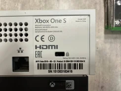Microsoft Xbox One S ����