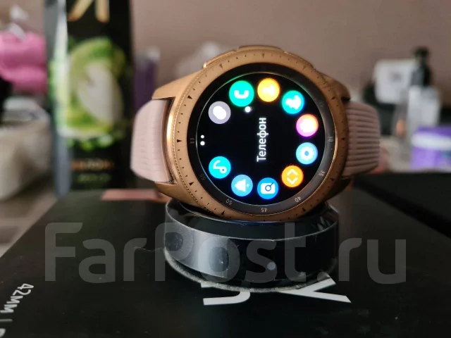 Samsung Galaxy Watch. GPS, NFC, IP68 ����