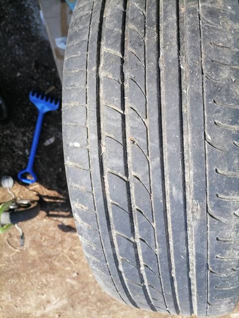 Продам шины 15 лето, 15", 1 шт, 205 мм, 65 %, радиальный, 205/65 R15 ...