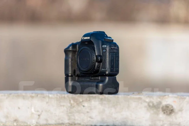 Canon EOS 5D Mark II. 20 � ����� ��, ���: ��� ���� ����