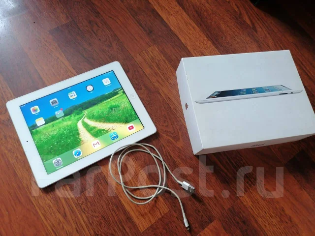 Apple iPad 4. 9.7 ������, ������ 16 �� ����