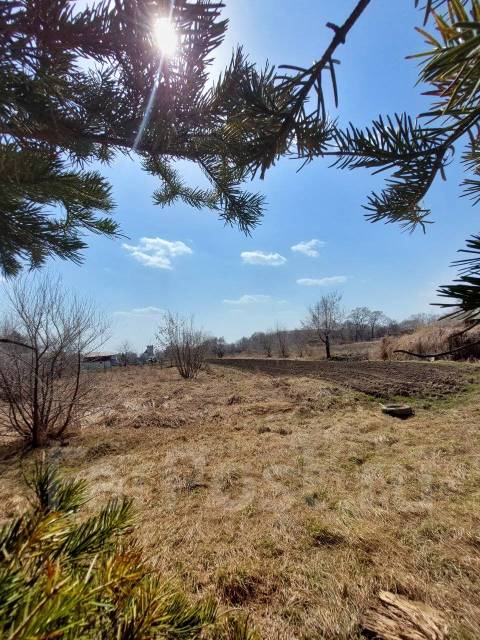 Продам 21 сотку земли в Борисовке, 2 100 кв. м. собственность, есть ...