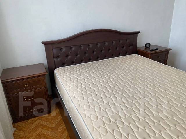 Матрас двуспальный askona, б/у, в наличии. Цена: 6 000₽ во Владивостоке