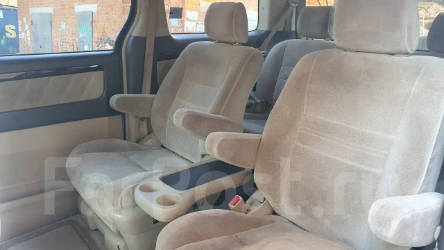 Toyota Alphard. ��������, 4wd, ������ ����