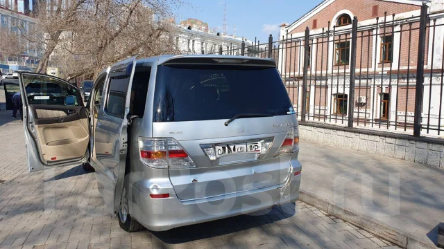 Toyota Alphard. ��������, 4wd, ������ ����