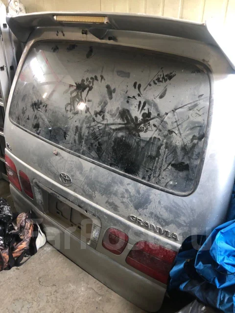 Toyota Grand Hiace ����