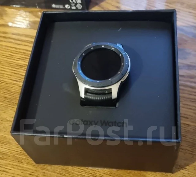 Samsung Galaxy Watch. GPS, NFC, IP68 ����
