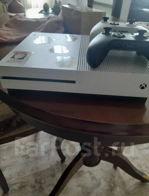 Microsoft Xbox One S ����