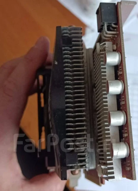 Radeon HD 6850 ����