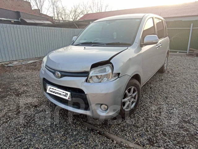 Toyota Sienta. �������, ��������, 1.5 (110��.�.), ������, 158����. �� ����