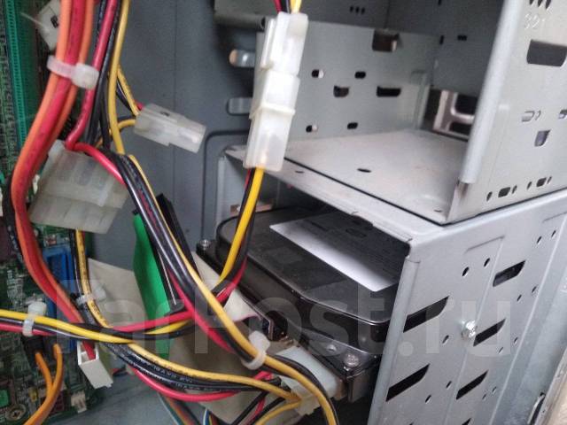 Старый системный блок, б/у, в наличии. Цена: 450₽ во Владивостоке