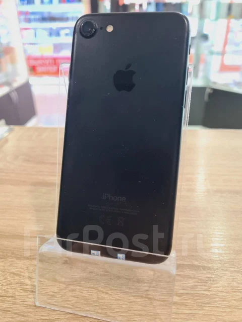 Apple iPhone 7. �/�, 128 ��, ������, 4G LTE, NFC ����