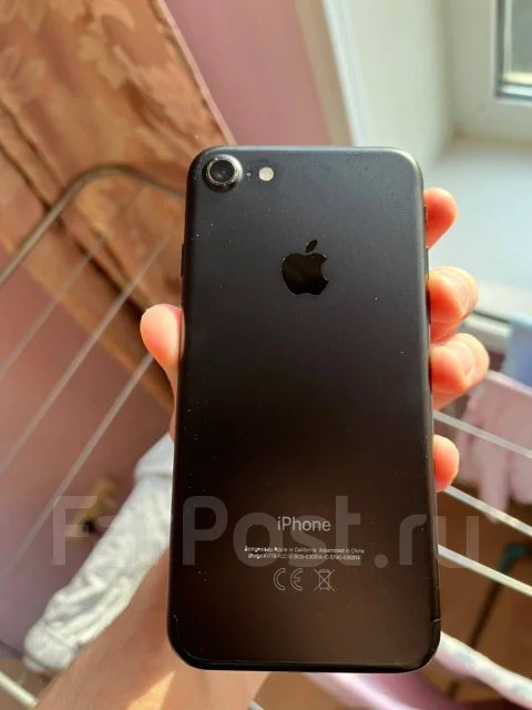 Apple iPhone 7. �/�, 32 ��, ������, 4G LTE, NFC ����