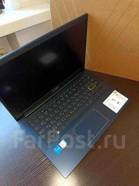 Asus VivoBook 14. 14", 2,4����, ��� 8 ��, ���� 512���, WiFi: 1, Bluetooth: 1 ����