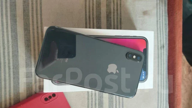 Apple iPhone X. �/�, 256 ��, ������, 4G LTE, NFC ����