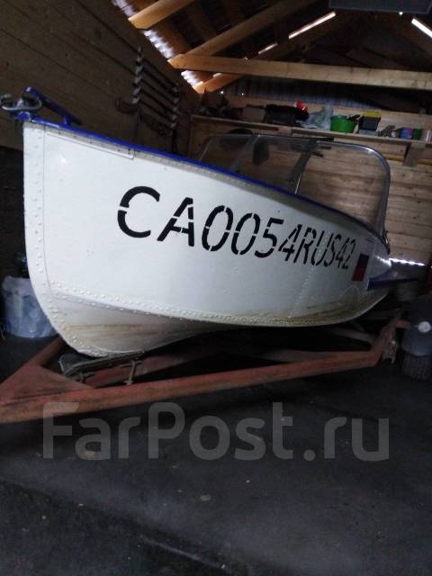 Продам моторную лодку Казанка М, подвесной, бензин, 1982 год, 4,63 м ...