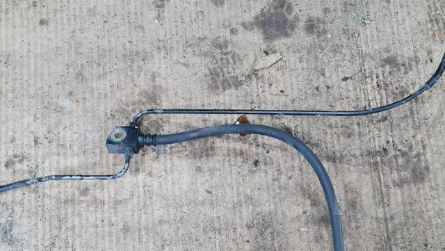 Трубка тормозная с заднего моста купить во Владивостоке по цене: 2 000 ...