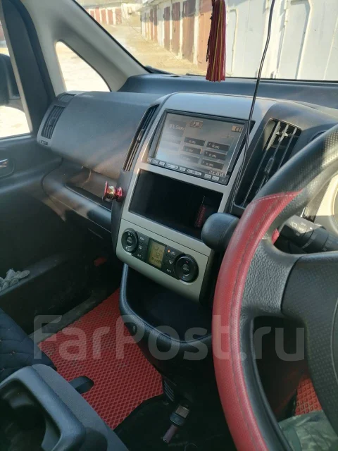 Nissan Serena. ��������, ��������, 2.0 (137��.�.), ������, 152����. �� ����