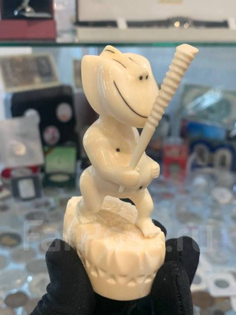 Изделия из клыка моржа Пеликен. Божок. Уэлен. Чукотка, б/у, в наличии ...