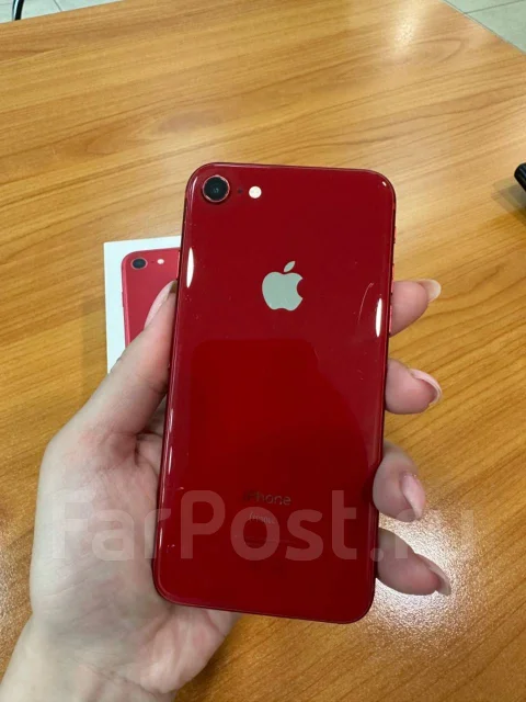 Apple iPhone 8. �/�, 64 ��, �������, 4G LTE ����
