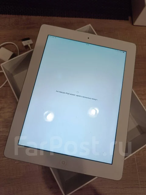 Apple iPad 3. 9.7 ������, ������ 64 �� ����