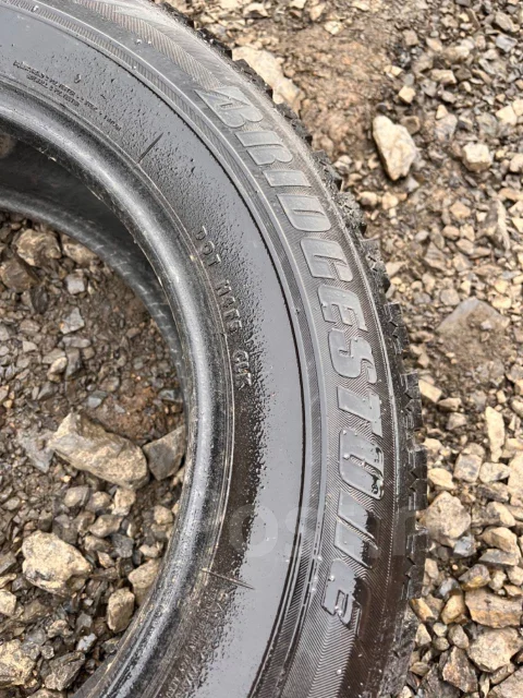 Bridgestone Blizzak WS-70. ������, ��� �����, �/�, ����� 50 % ����