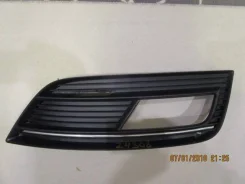 ������� � ������ AUDI A4 (B8) 24308 8K0807682K ����