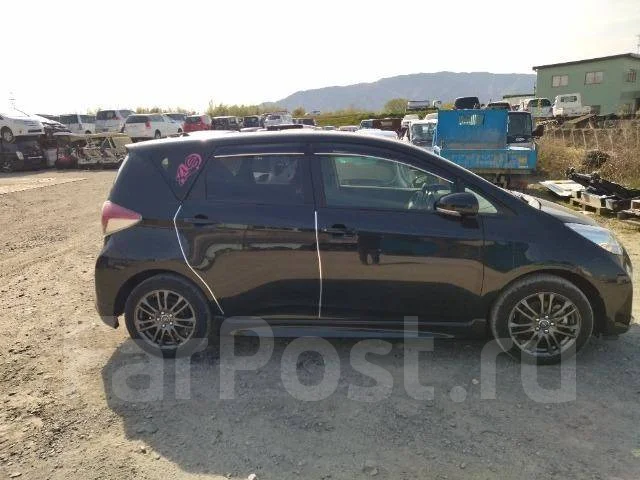 Toyota Ractis. �������, ��������, 1.3 (99��.�.), ������, 35 000����. ��, �/�, ��� ��� ����