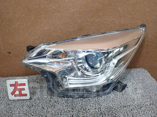 Toyota Ractis. �������, ��������, 1.3 (99��.�.), ������, 35 000����. ��, �/�, ��� ��� ����