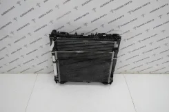 ������� ���������� � ����� 3.0 V6 D Gen2 Twin Turbo, 4.4 DOHC V8 Diesel Land Rover LR137975 LR137975 ����