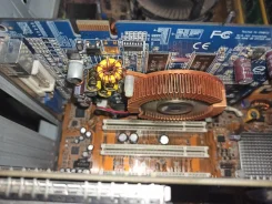 GeForce 6600 GT ����