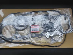 ����������� ��� 4M40 ME996729 (�������) ME996729 ����
